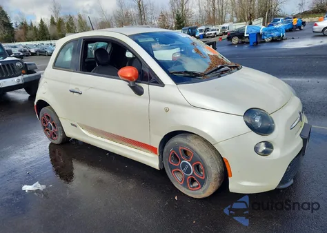 2015 Fiat 500 Electric z USA, uszkodzony, nr VIN 3C3CFFGE0FT623439